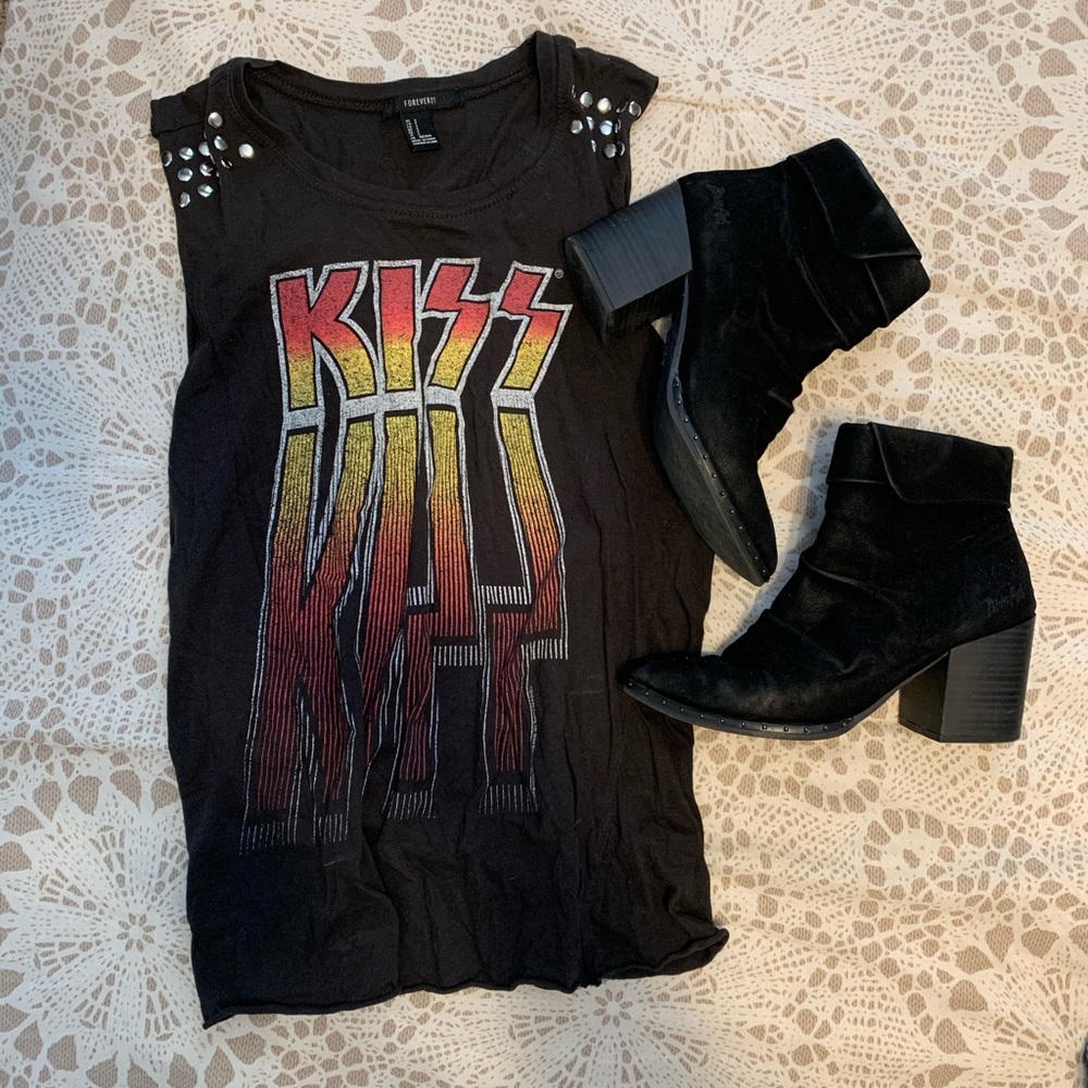 KISS Graphic Tank Top